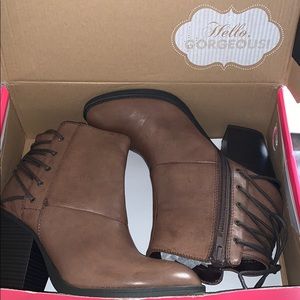 Quinn Style Booties